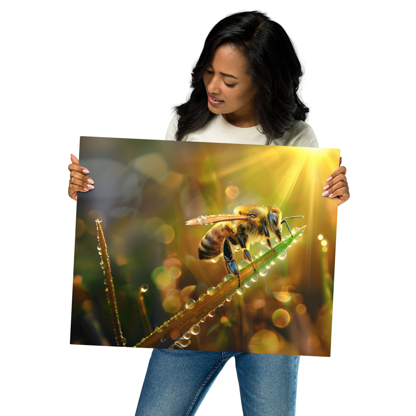 Radiant Honeybee Aluminum Metal Wall Art - Nature-Inspired Home Accent